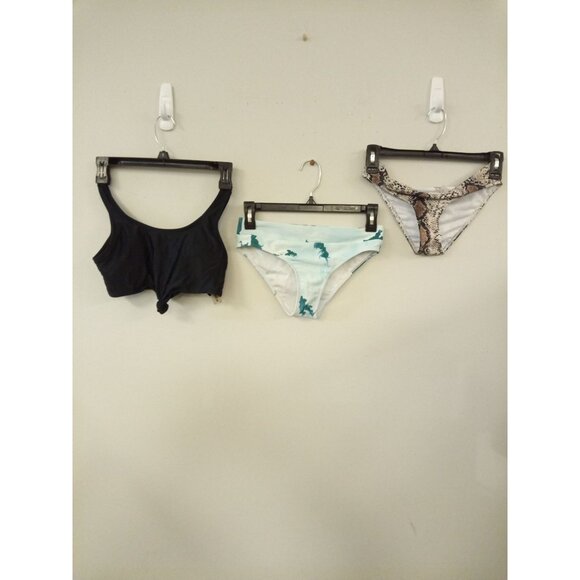 Shein 1 Bikini Top/2 Bikini Bottoms Size See Measurements - Picture 1 of 11
